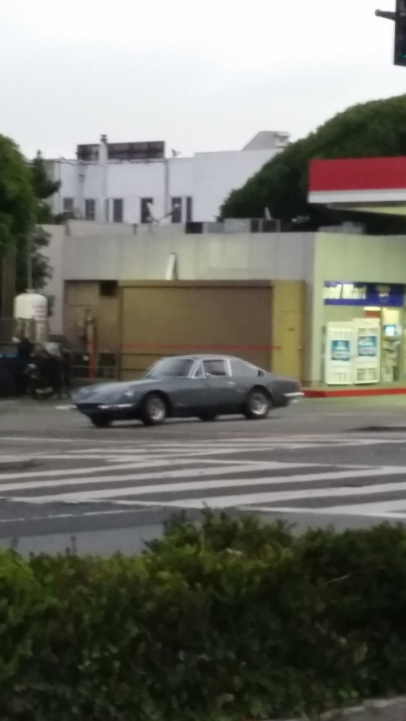 Saw this Sunday morning filling up on Lombard